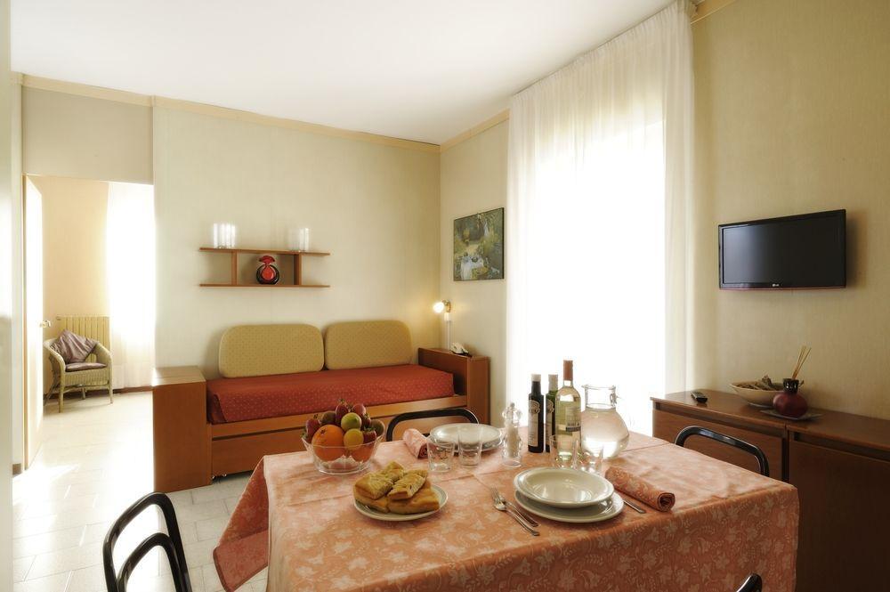 Residence San Marco Suites&Apartments Alassio Ngoại thất bức ảnh